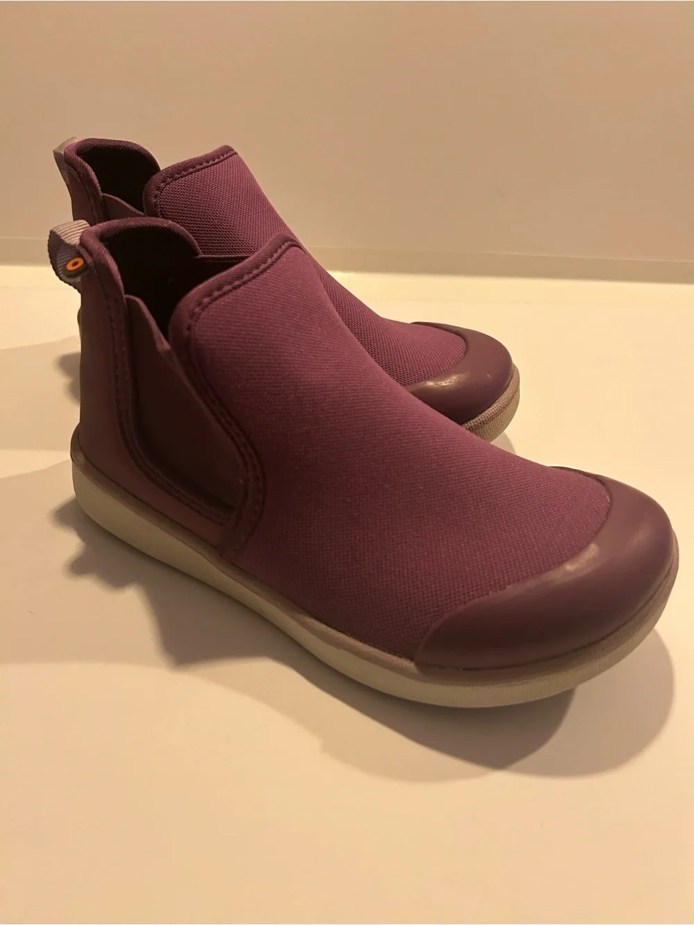 BOGS Size 13 Little Girl Purple Kicker Chelsea Water Resistant Boot Violet
